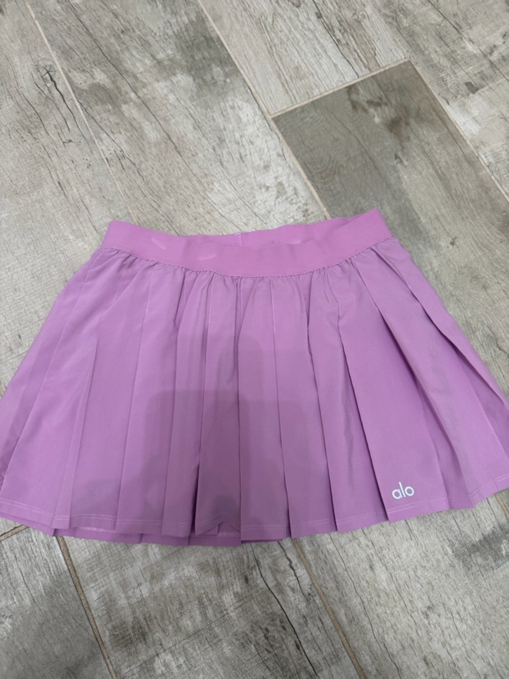 ALO tennis skirt